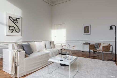 Cubiqz 3-er Sofa aus Pappe mit Stoffbezug, für Home Staging. Maßgeschneiderte Bezug in Farbe OFF WHITE