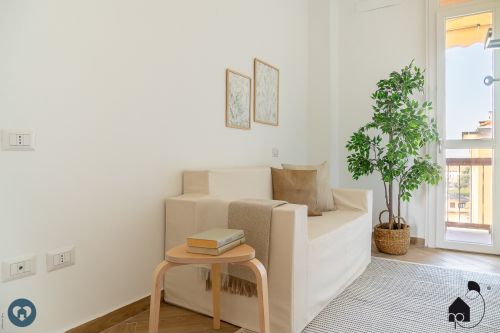 Leichte CUBIQZ Kartonmöbelmodule mit abnehmbarem Slipcover für Homestaging und Innenraumgestaltung