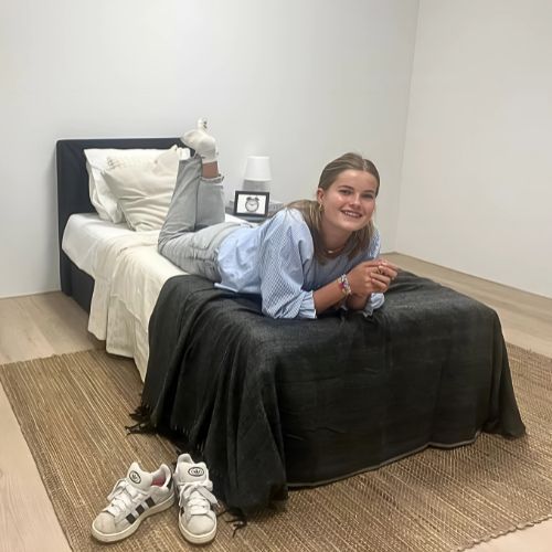 Einzelbett aus Pappe | Zum Liegen Geeignet - Cubiqz