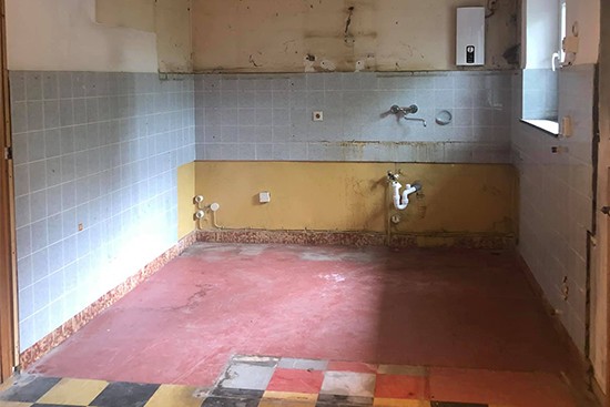 Home Staging Vorher Beispiel fix und flip Immobilie ohne Cubiqz Pappküche