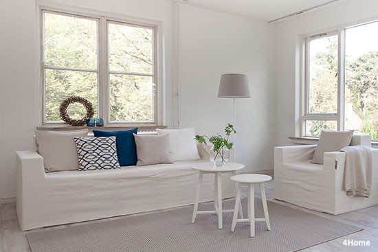 Home Staging Nachher Beispiel Erbmmmobilie mit Cubiqz Sofa und Couch aus Pappe