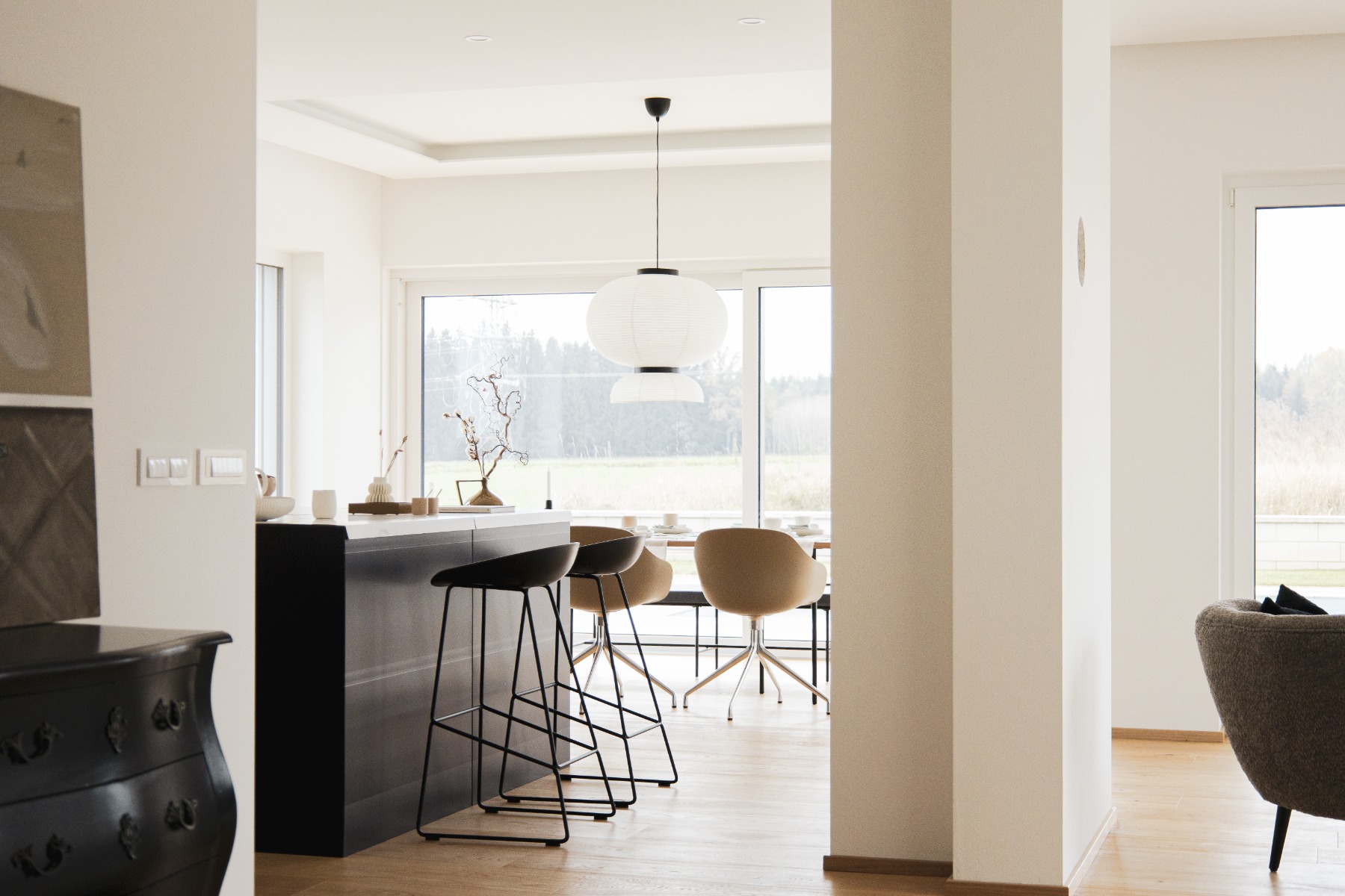 Formstabiles Pappküchenmodul von Cubiqz für professionelle Homestaging-Aufbauten