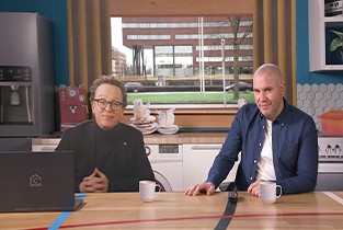 Attrappen für die niederländische Fernsehsendung Draadstaal - Avrotros